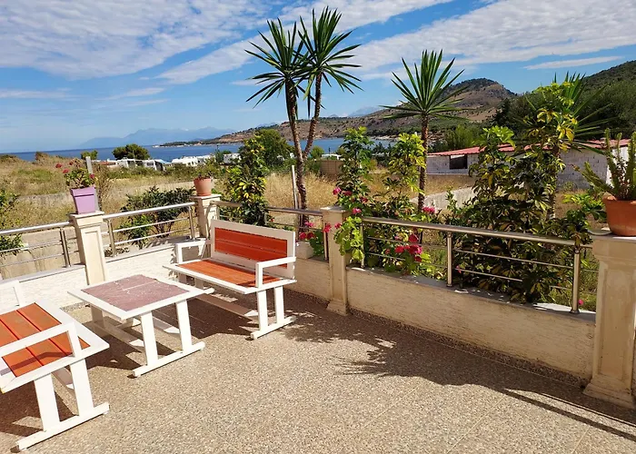 Eden Sea View Apartment